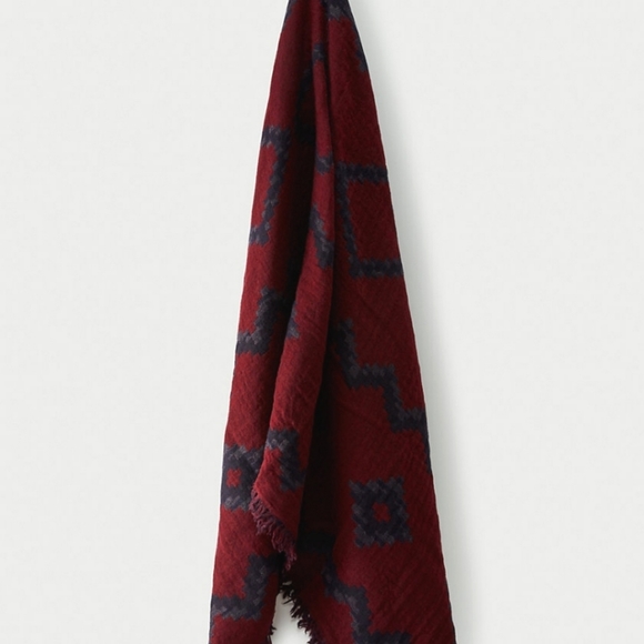 Wilfred Diamond Mosaic Blanket Scarf - Picture 2 of 4